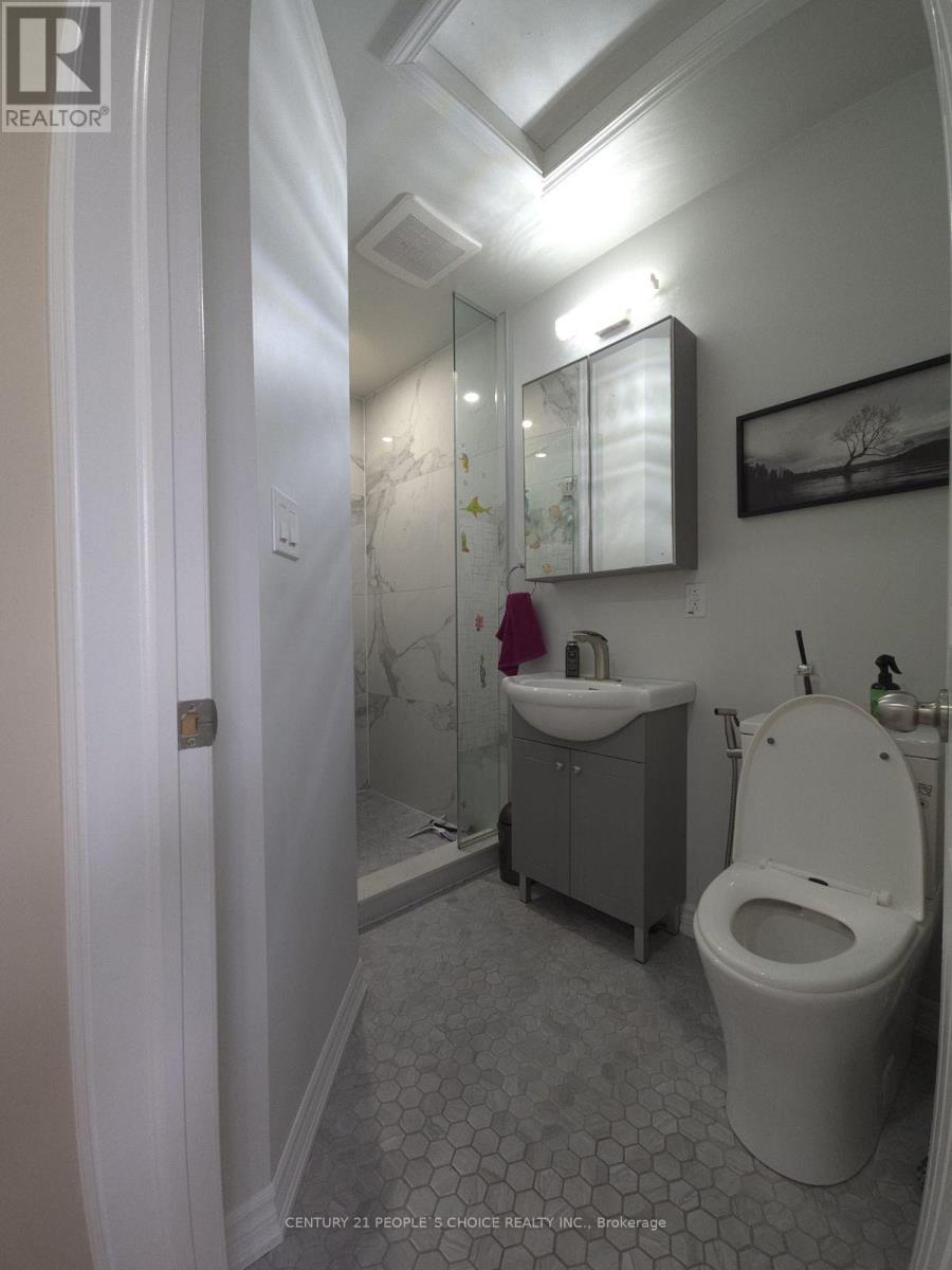 111 Gollins Drive E, Milton, Ontario  L9T 6J9 - Photo 16 - W12820808