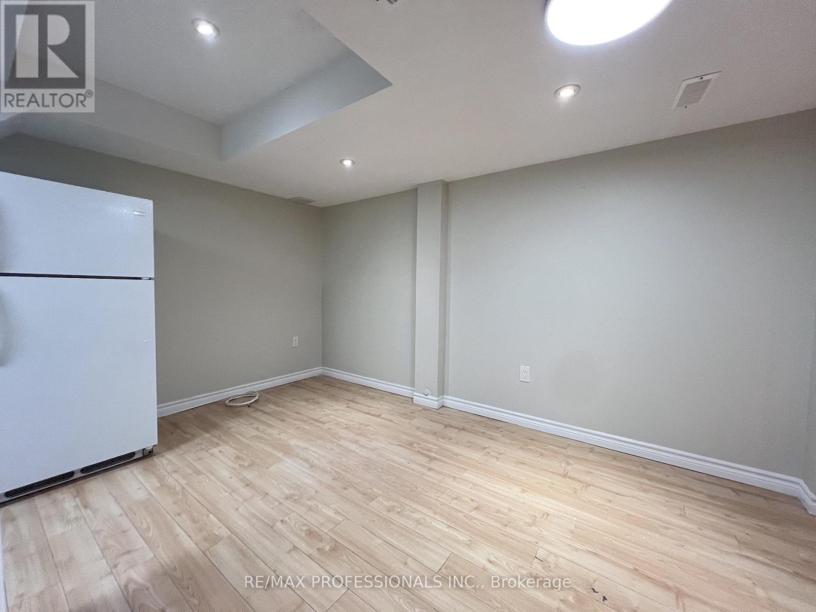 Basement - 3866 Freeman Terrace, Mississauga, Ontario  L5M 6P7 - Photo 13 - W12820828