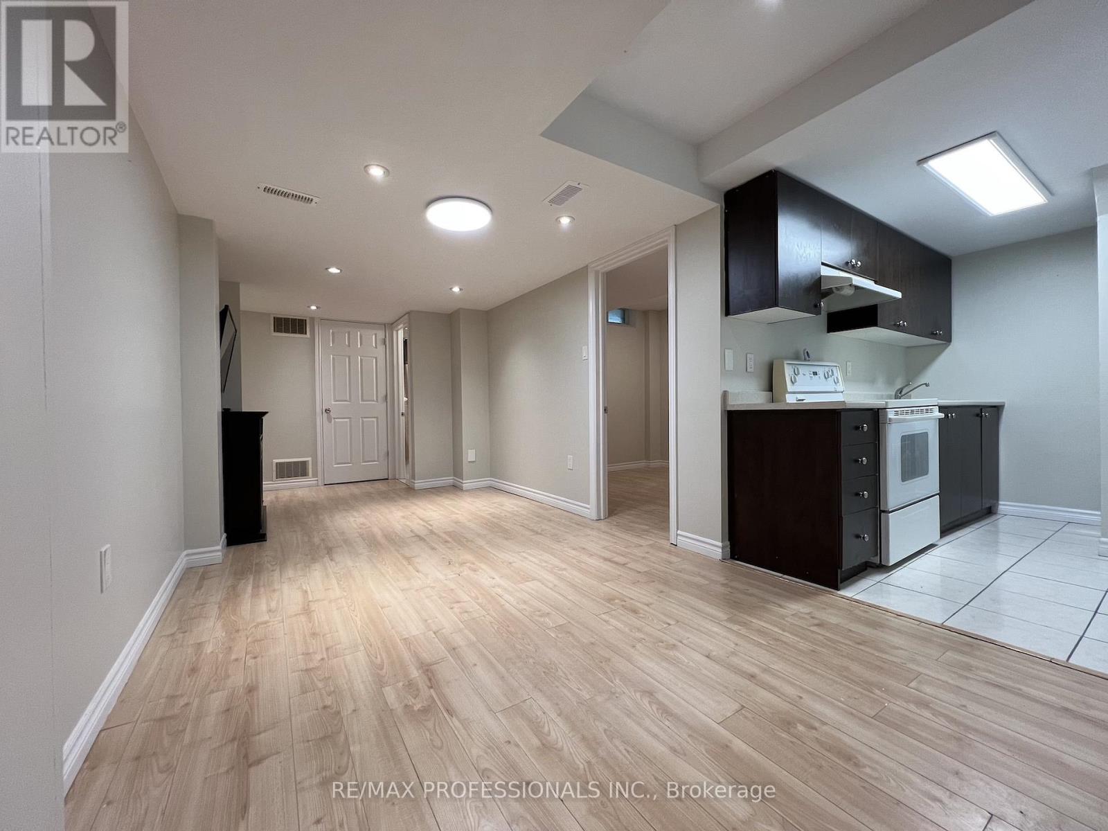 Basement - 3866 Freeman Terrace, Mississauga, Ontario  L5M 6P7 - Photo 16 - W12820828