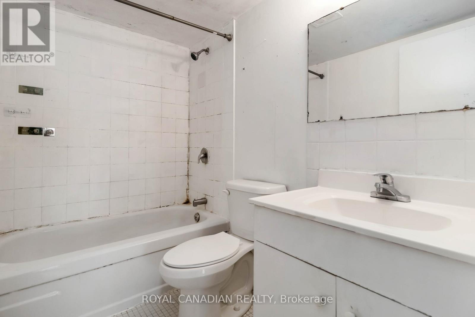 1201 - 4 Kings Cross Road, Brampton, Ontario  L6T 3X8 - Photo 22 - W12820834