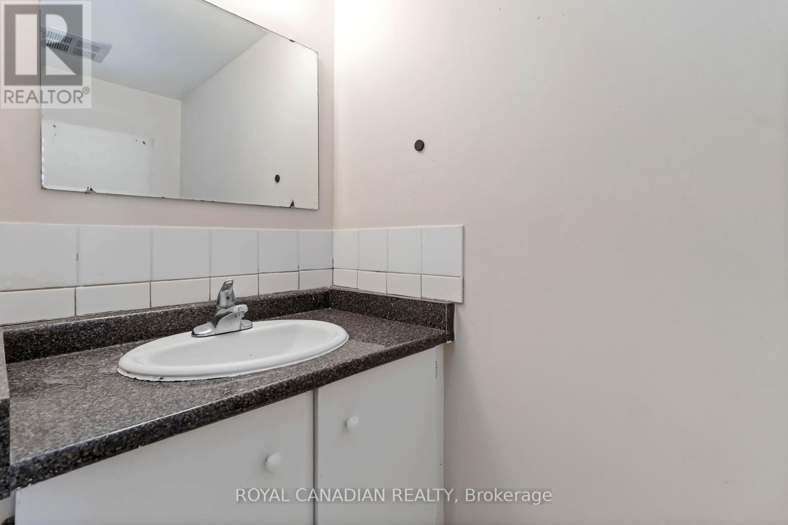 1201 - 4 Kings Cross Road, Brampton, Ontario  L6T 3X8 - Photo 37 - W12820834