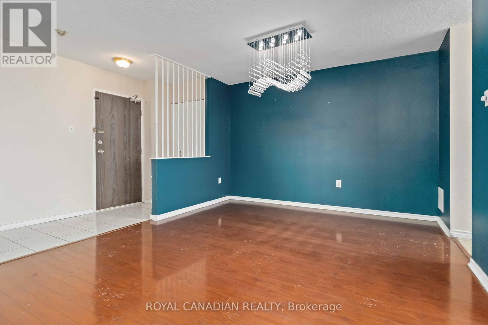 1201 - 4 Kings Cross Road, Brampton, Ontario  L6T 3X8 - Photo 8 - W12820834