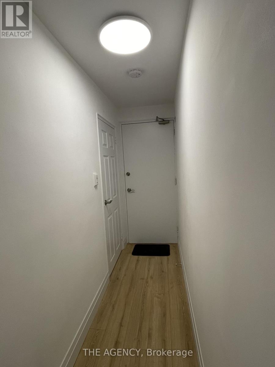 2 - 2940 Dundas Street W, Toronto, Ontario  M6P 1Y8 - Photo 3 - W12820846