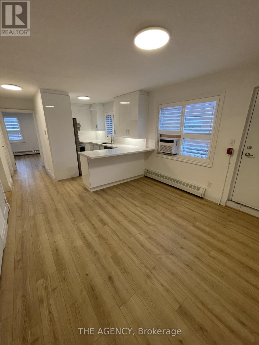 2 - 2940 Dundas Street W, Toronto, Ontario  M6P 1Y8 - Photo 7 - W12820846