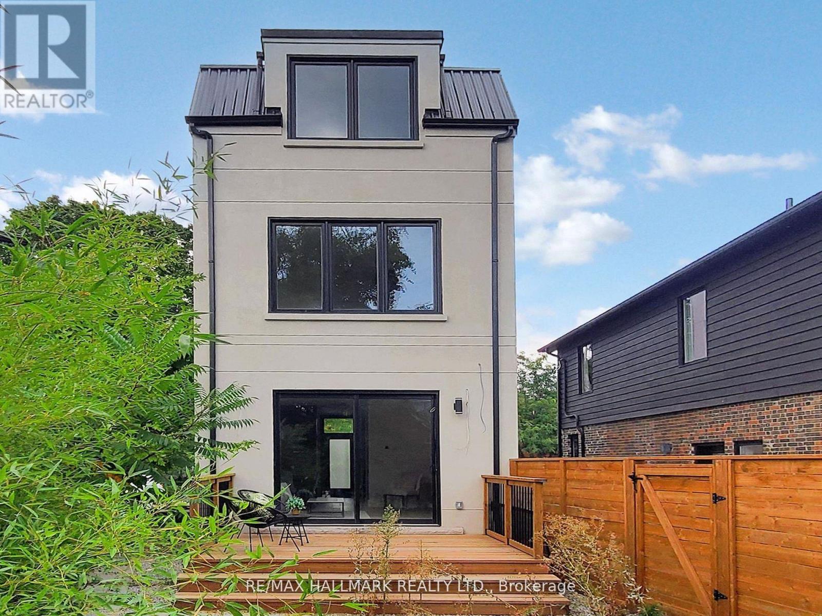 5 Wadsworth Boulevard, Toronto, Ontario  M9N 2G3 - Photo 27 - W12820910