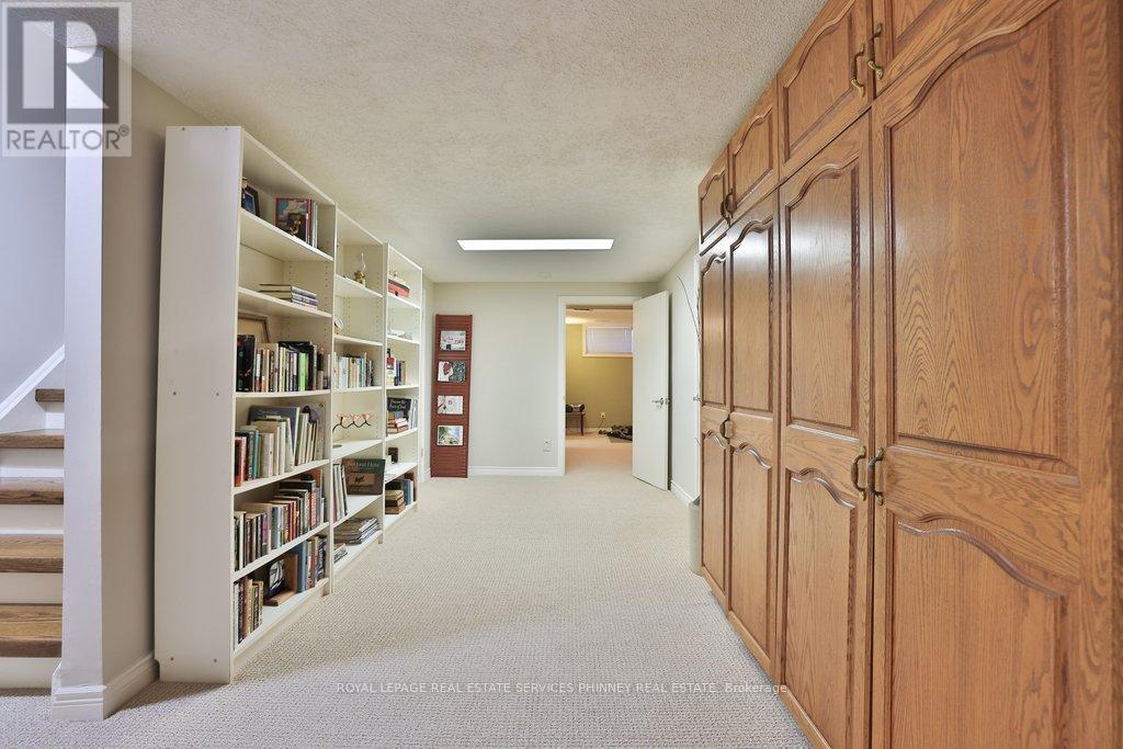 1244 Woodland Avenue, Mississauga, Ontario  L5G 2X9 - Photo 35 - W12820926