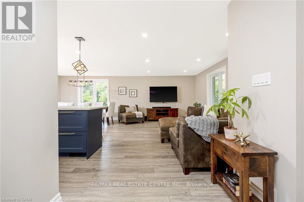 3083 Limestone Road, Milton, Ontario  L0P 1B0 - Photo 6 - W12820958