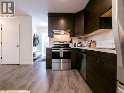 2, 898 Greywolf Run N, Lethbridge, Alberta  T1H 7G7 - Photo 4 - A2277512