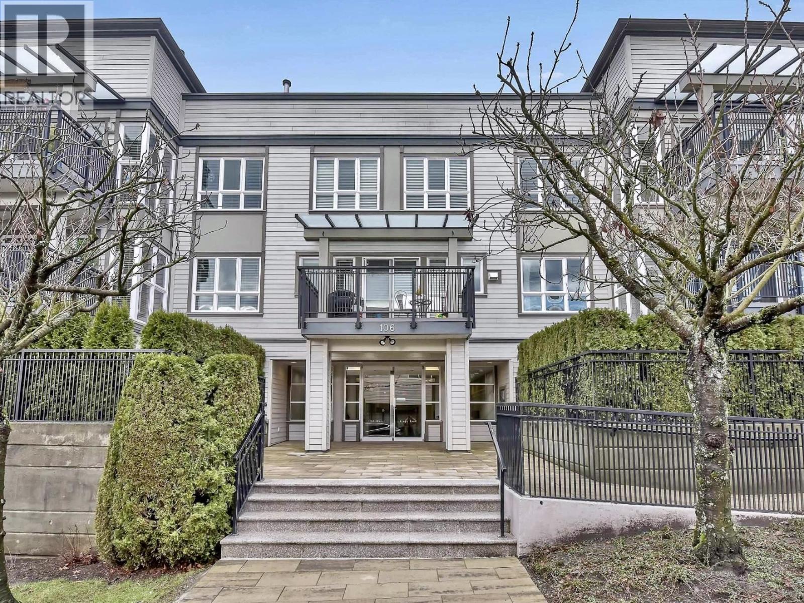 403 106 W KINGS ROAD, North Vancouver, British Columbia