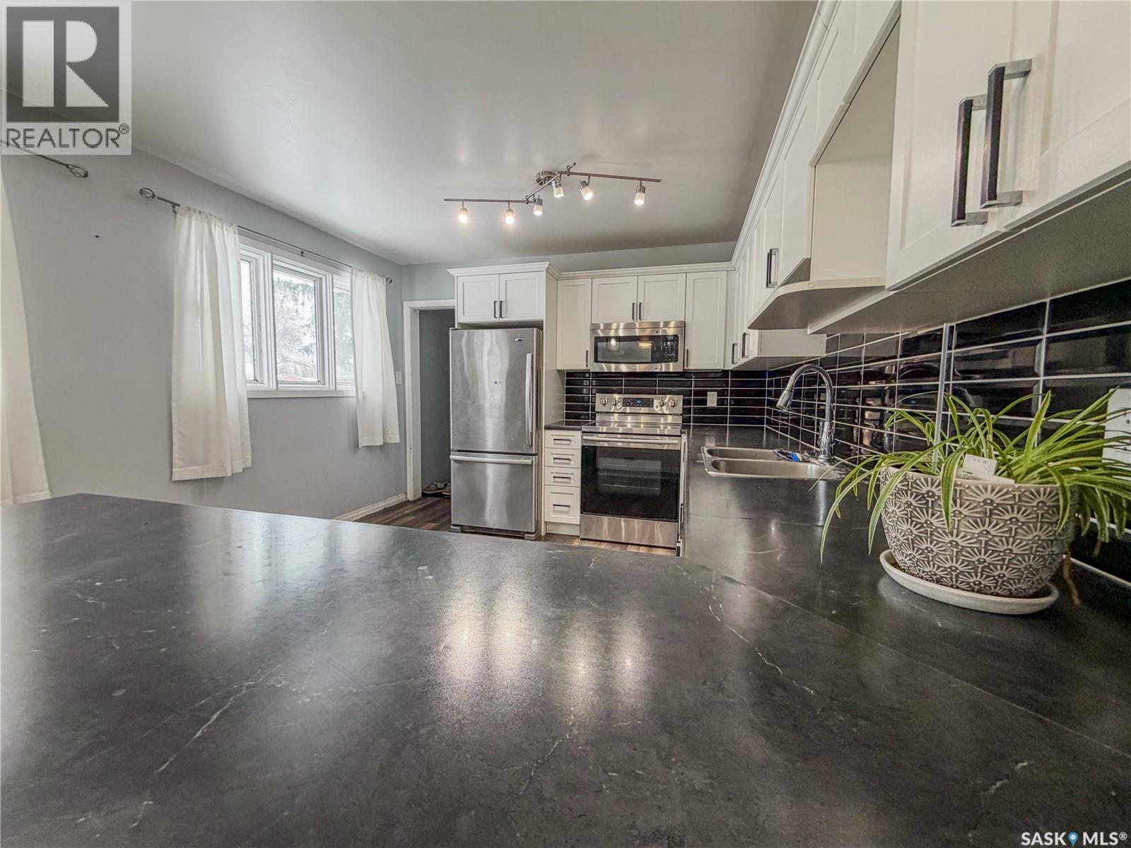 42 Bailey Drive, Yorkton, Saskatchewan  S3N 1C1 - Photo 4 - SK029184