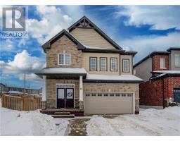 82 CASTLEBAY STREET, Kitchener, Ontario