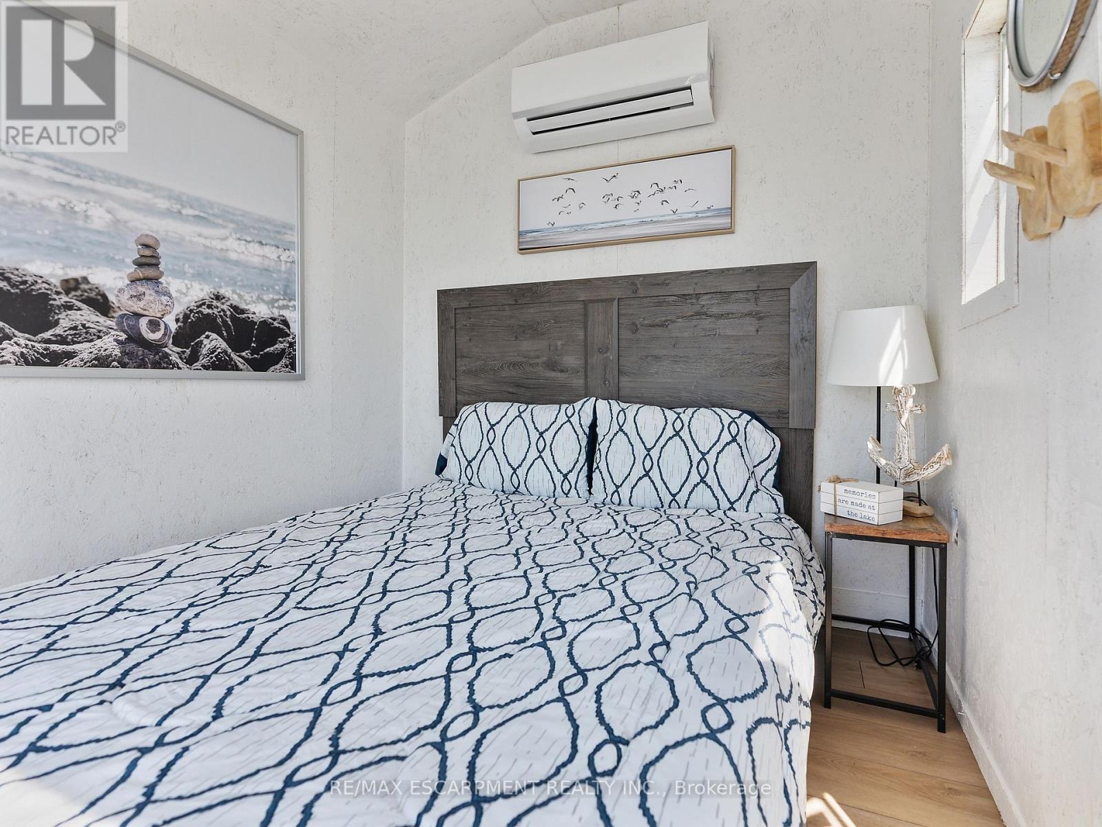 2712 North Shore Drive, Haldimand, Ontario  N0A 1K0 - Photo 15 - X12820938