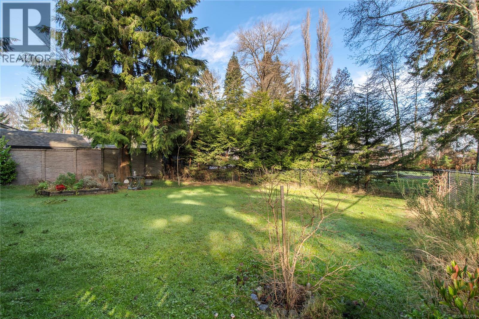 360 Harrogate Rd, Campbell River, British Columbia  V9W 1W2 - Photo 43 - 1023776