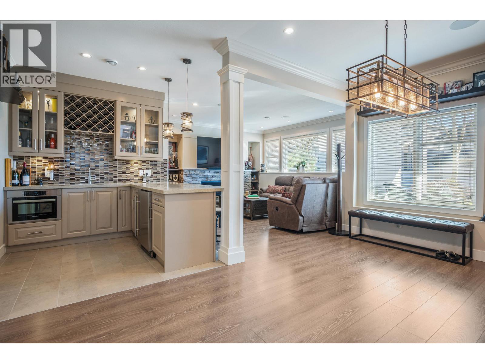 1412 Strawline Hill Street, Coquitlam, British Columbia  V3E 0L5 - Photo 31 - R3089232