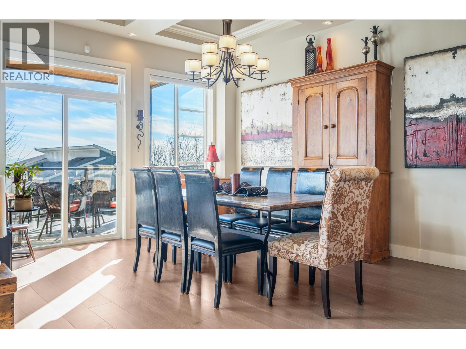 1412 Strawline Hill Street, Coquitlam, British Columbia  V3E 0L5 - Photo 11 - R3089232