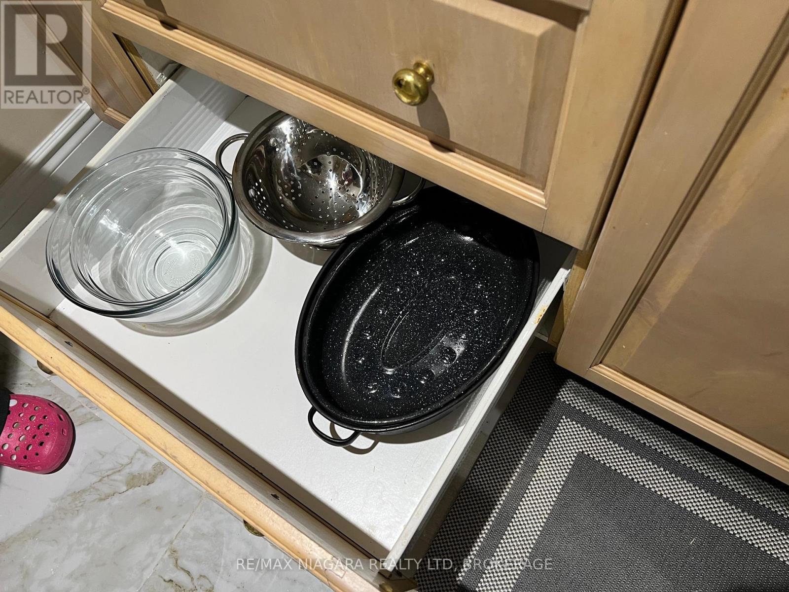 Lower - 3968 St Peter Street, Niagara Falls, Ontario  L2J 2N8 - Photo 28 - X12814026