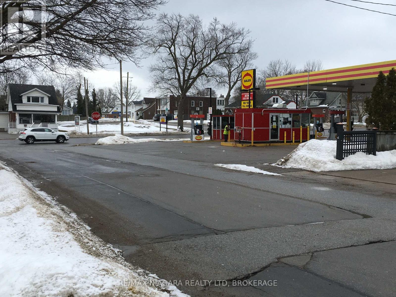 Lower - 3968 St Peter Street, Niagara Falls, Ontario  L2J 2N8 - Photo 38 - X12814026