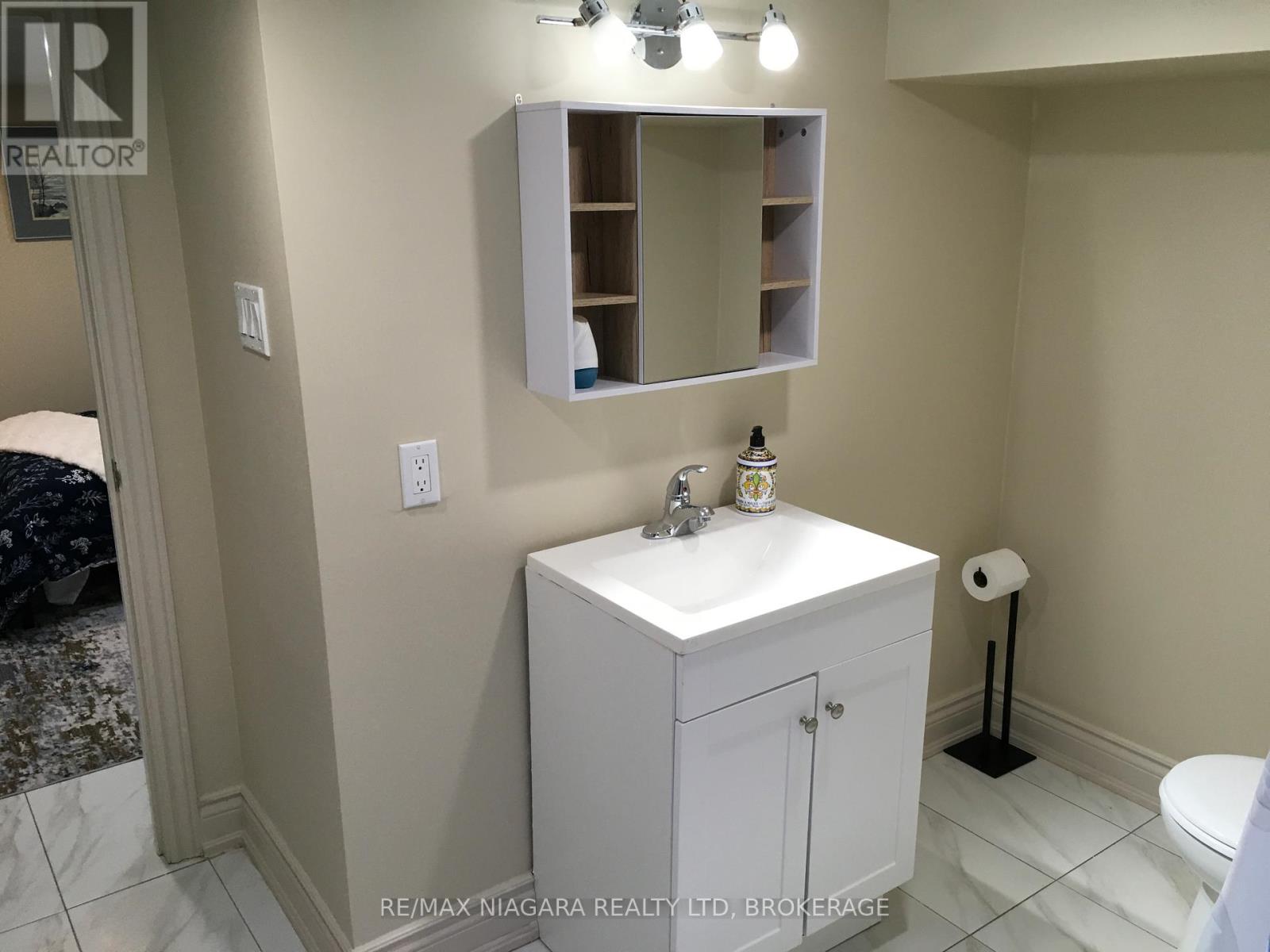 Lower - 3968 St Peter Street, Niagara Falls, Ontario  L2J 2N8 - Photo 41 - X12814026