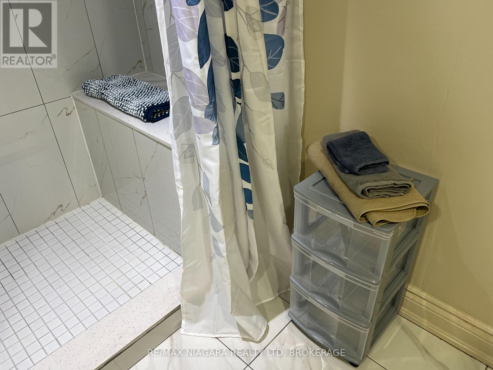 Lower - 3968 St Peter Street, Niagara Falls, Ontario  L2J 2N8 - Photo 7 - X12814026