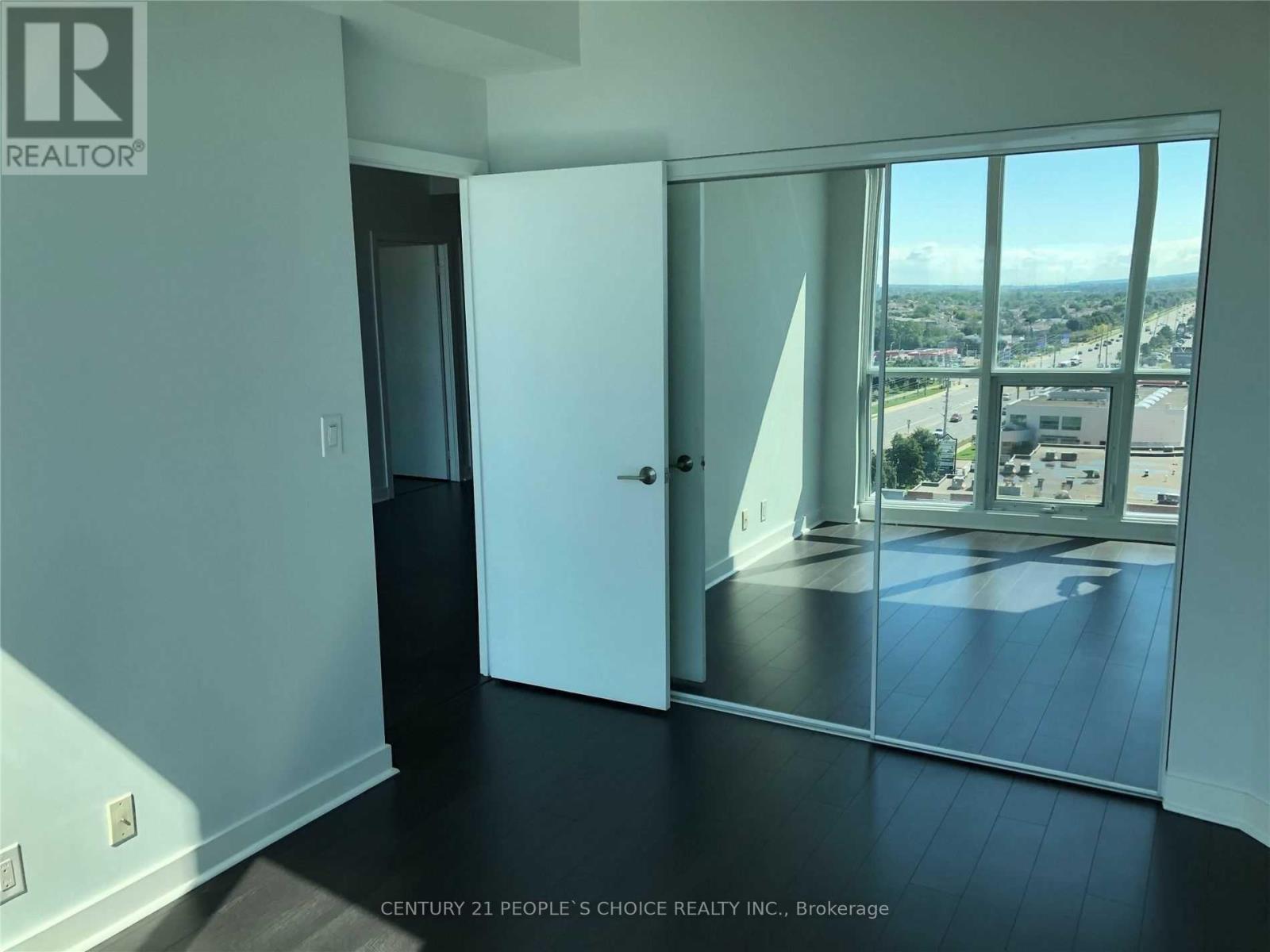 1006 - 3985 Grand Park Drive, Mississauga, Ontario  L5B 0H8 - Photo 5 - W12820304