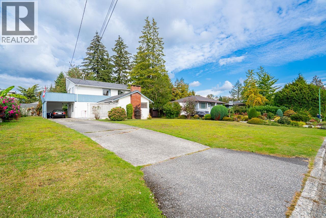 7475 Colleen Street, Burnaby, British Columbia  V5A 2A5 - Photo 4 - R3093656