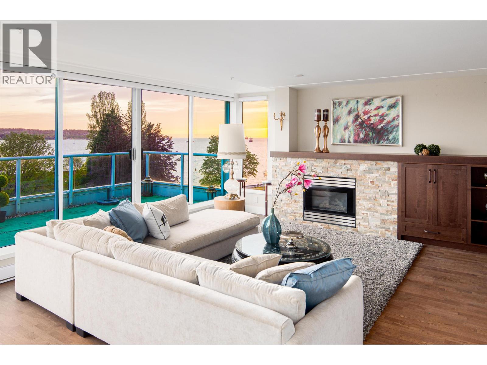 Ph 1403 Beach Avenue, Vancouver, British Columbia  V6G 1Y3 - Photo 5 - R3093099