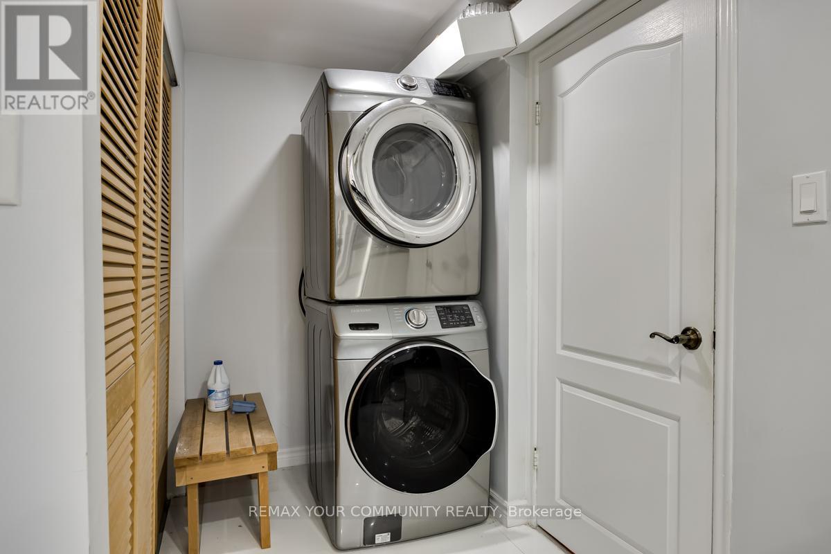 Lower - 16 Orlon Crescent, Richmond Hill, Ontario  L4C 6S5 - Photo 7 - N12820988