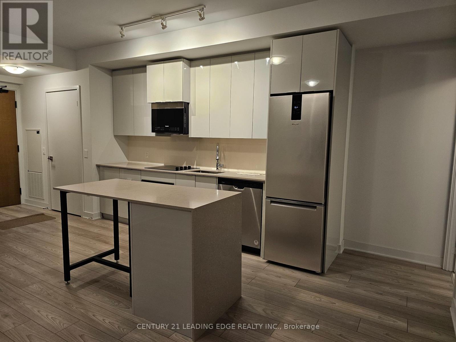 4001 - 2920 Hwy 7, Vaughan, Ontario  L4K 0P4 - Photo 2 - N12821002