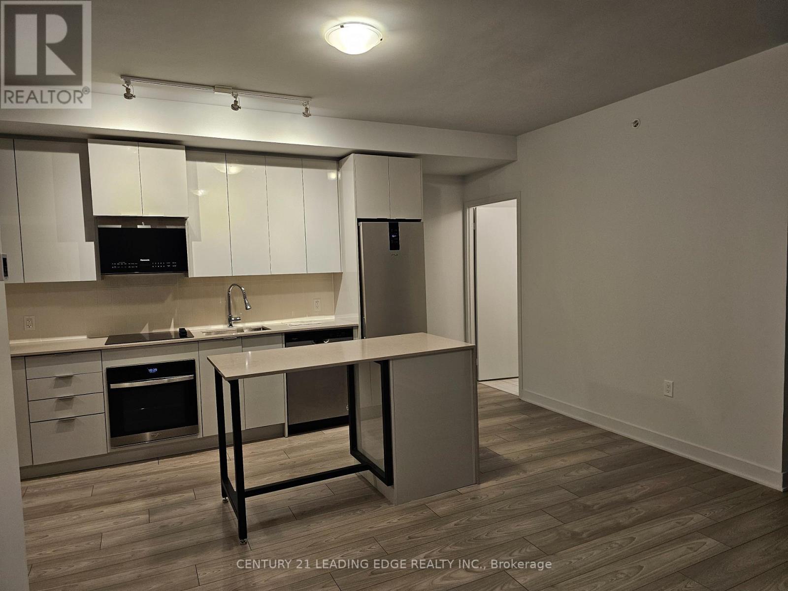 4001 - 2920 Hwy 7, Vaughan, Ontario  L4K 0P4 - Photo 4 - N12821002