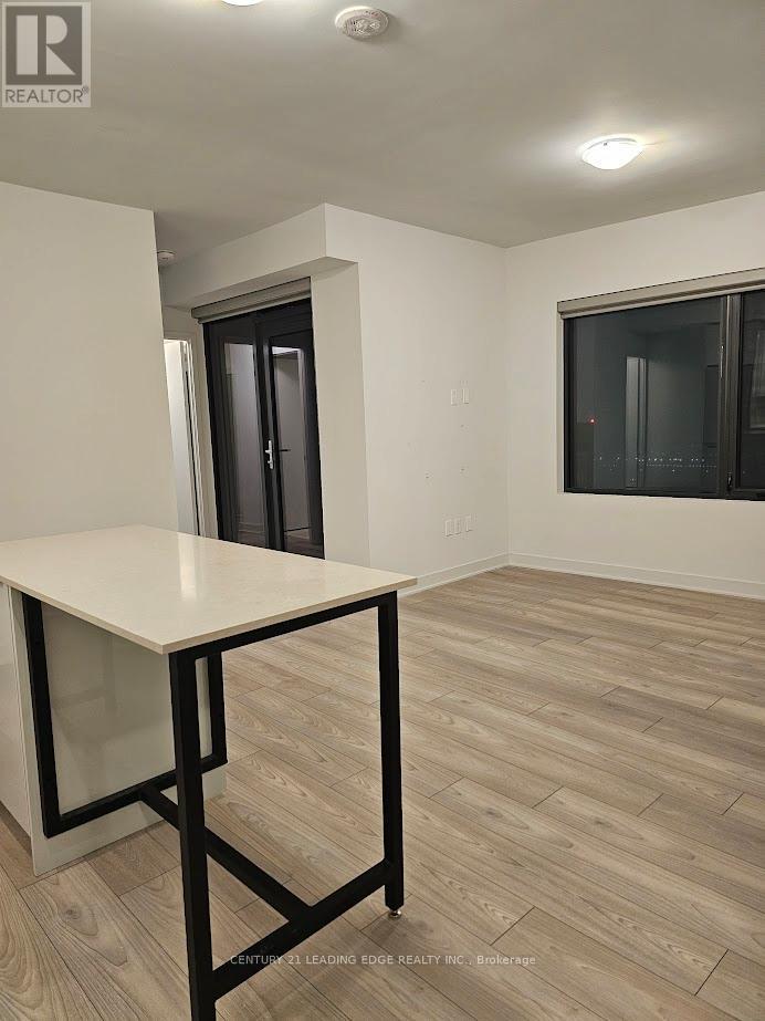 4001 - 2920 Hwy 7, Vaughan, Ontario  L4K 0P4 - Photo 9 - N12821002