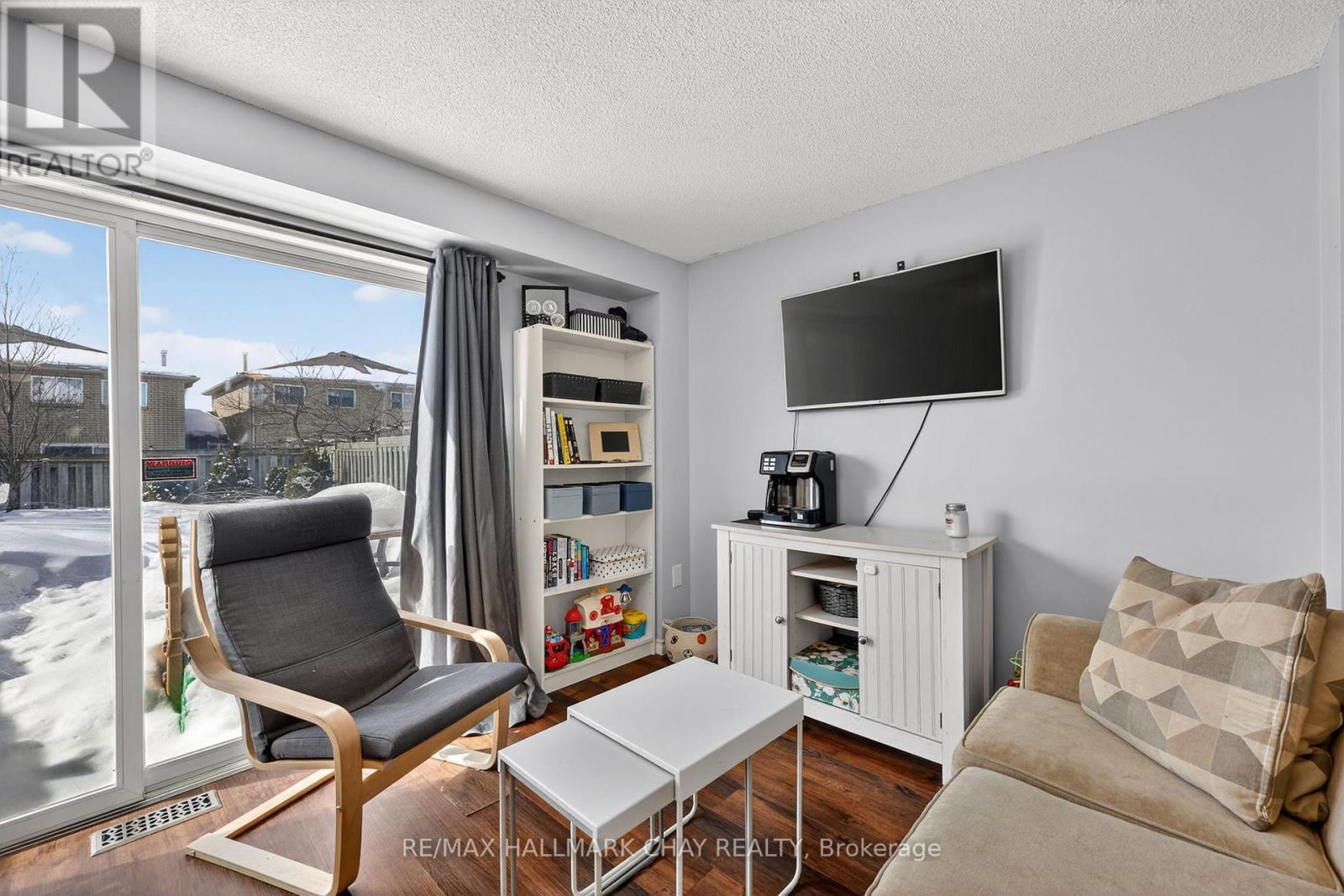 8 Lee Crescent, Barrie, Ontario  L4N 9Z4 - Photo 9 - S12820990