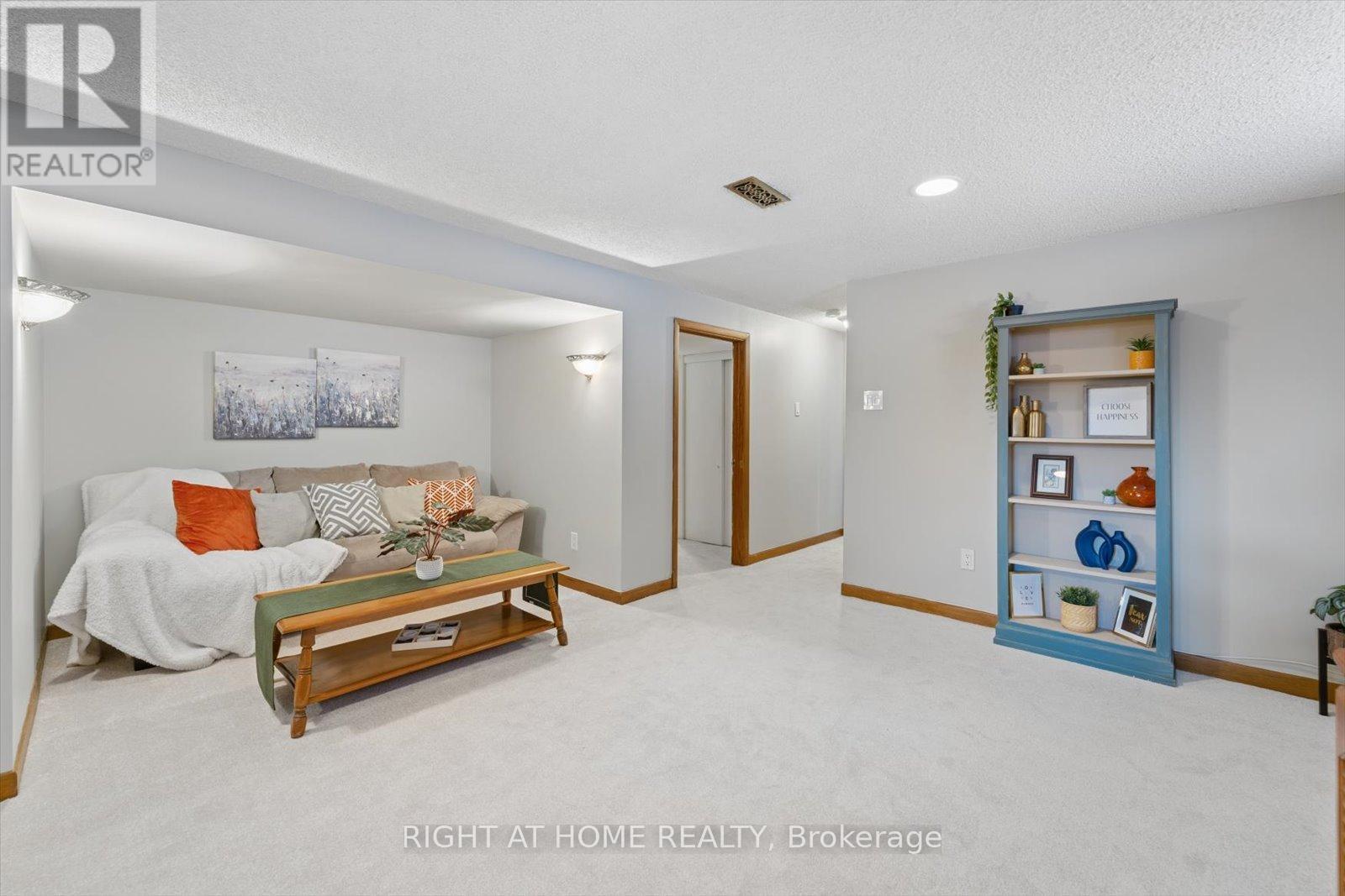 56 Cadillac Avenue N, Oshawa, Ontario  L1G 6B7 - Photo 27 - E12820482