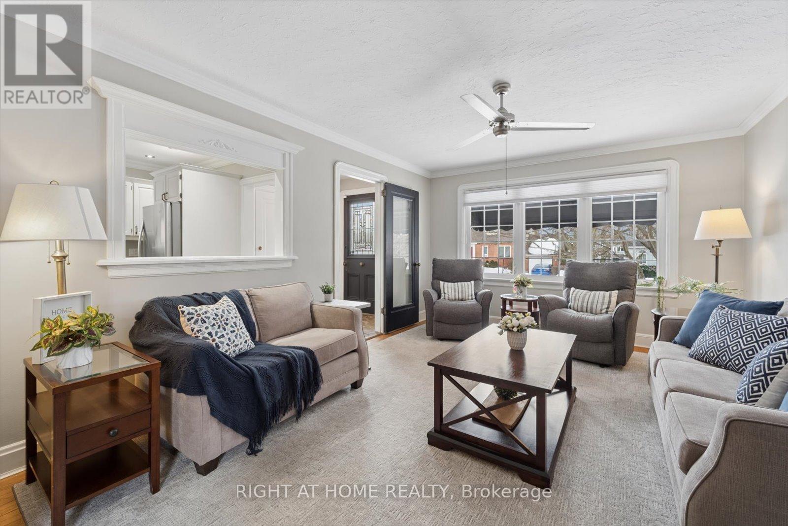 56 Cadillac Avenue N, Oshawa, Ontario  L1G 6B7 - Photo 9 - E12820482