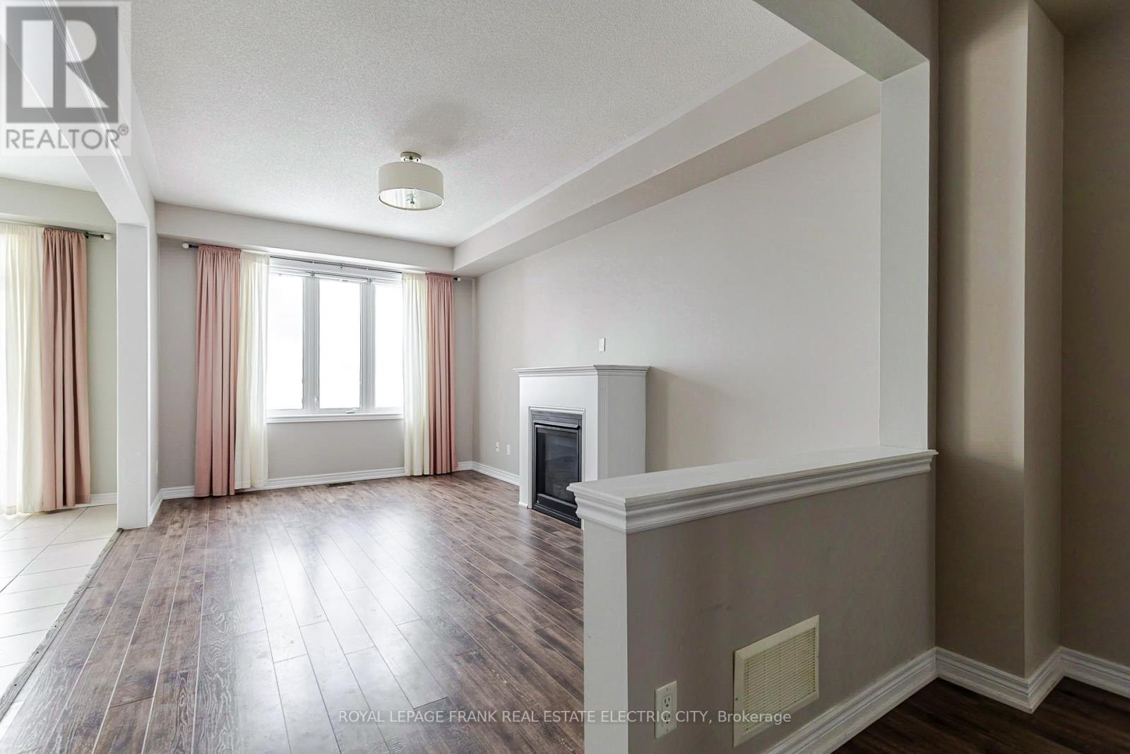 417 Florence Drive, Peterborough, Ontario K9J 0H7 - Photo 4 - X12819952