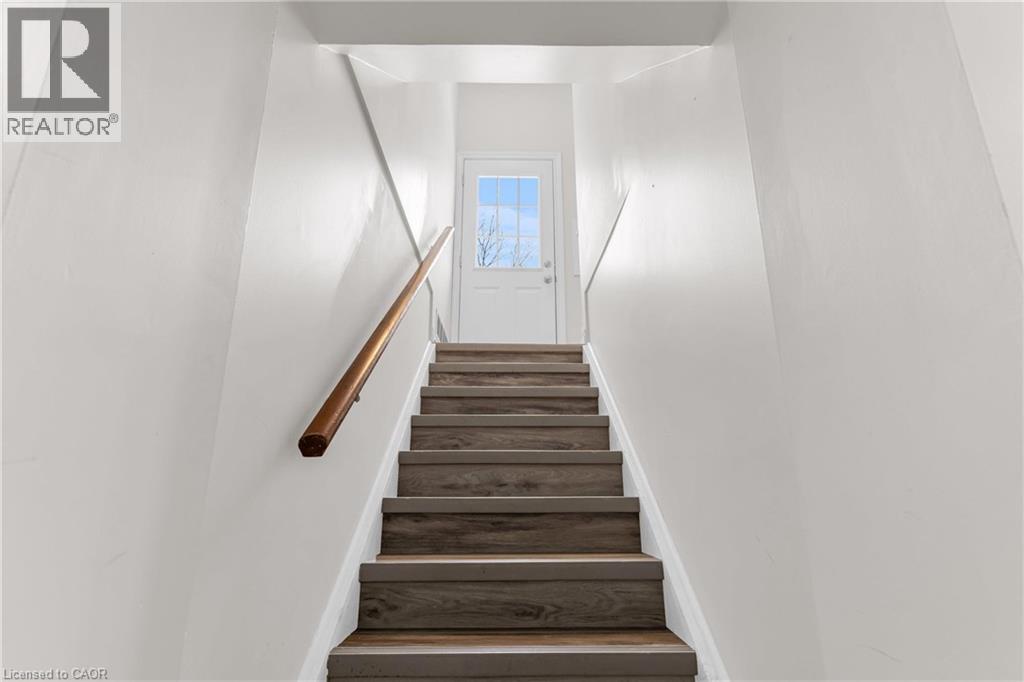 21 Lakeside Drive, Grimsby, Ontario  L3M 2K9 - Photo 28 - 40807528