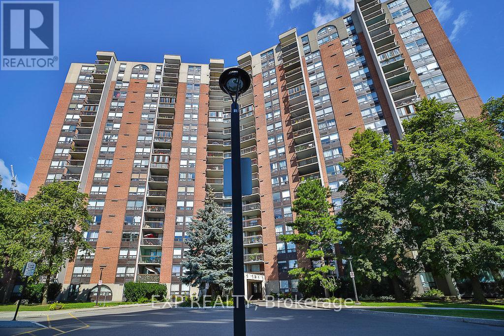 1405 - 20 MISSISSAUGA VALLEY BOULEVARD, Mississauga, Ontario