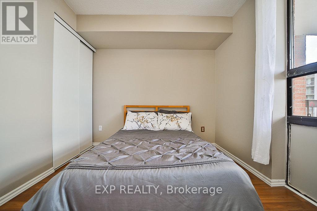 1405 - 20 Mississauga Valley Boulevard, Mississauga, Ontario  L5A 3S1 - Photo 12 - W12821000