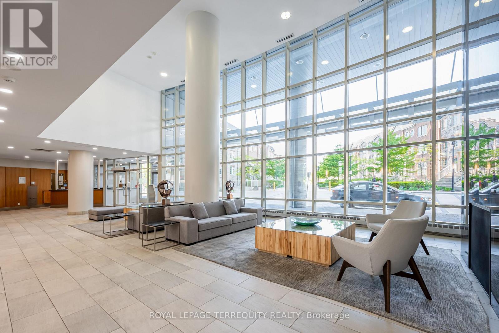 1210 - 15 Windermere Avenue, Toronto, Ontario  M6S 5A2 - Photo 32 - W12821020