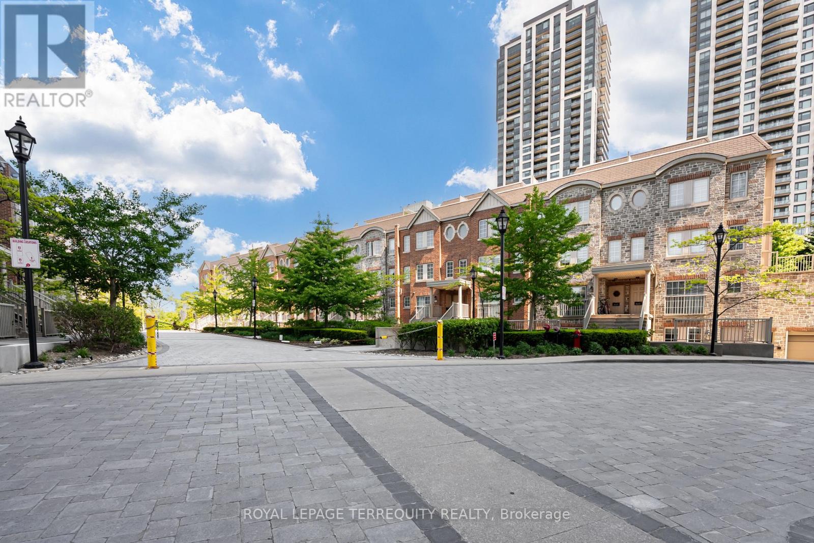 1210 - 15 Windermere Avenue, Toronto, Ontario  M6S 5A2 - Photo 37 - W12821020