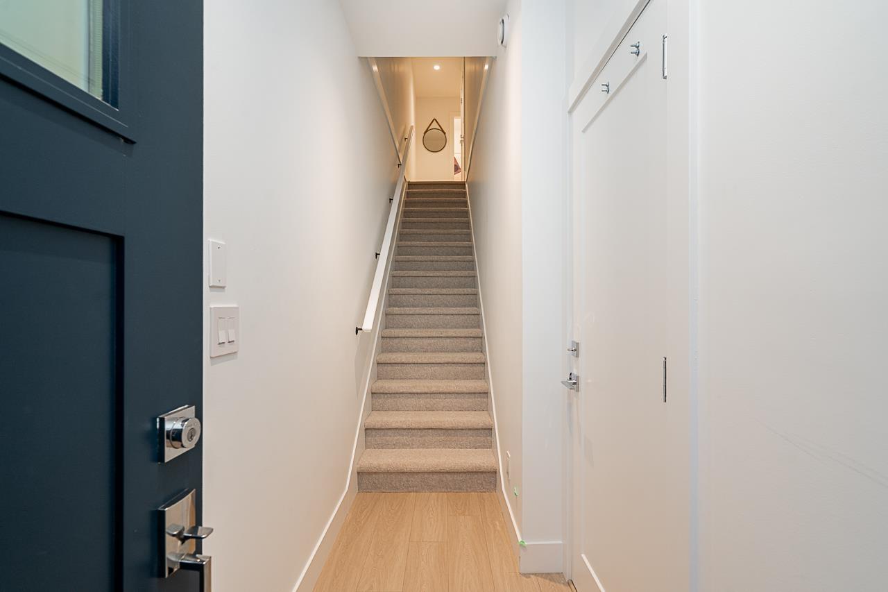 107 5330 198 Street, Langley, British Columbia  V3A 1G1 - Photo 3 - R3093521