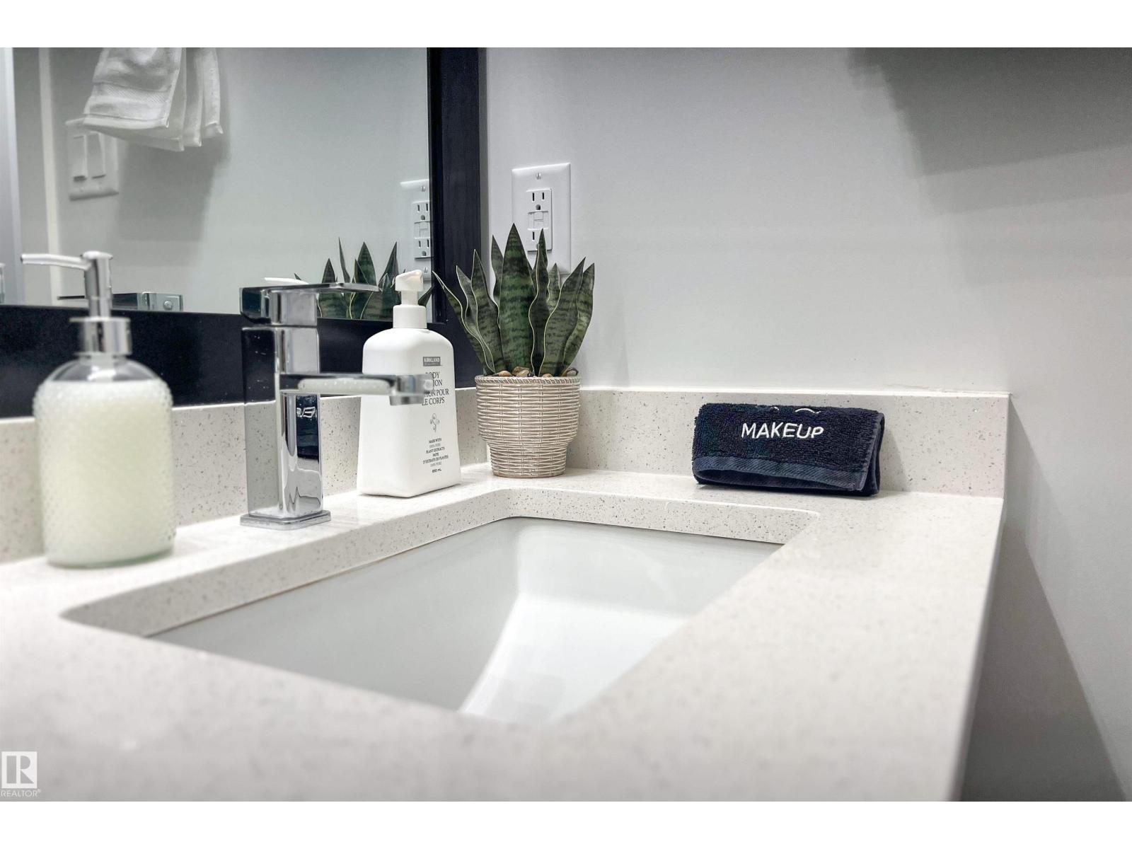 8040 Kiriak Li Sw, Edmonton, Alberta  T6W 4V2 - Photo 25 - E4474843