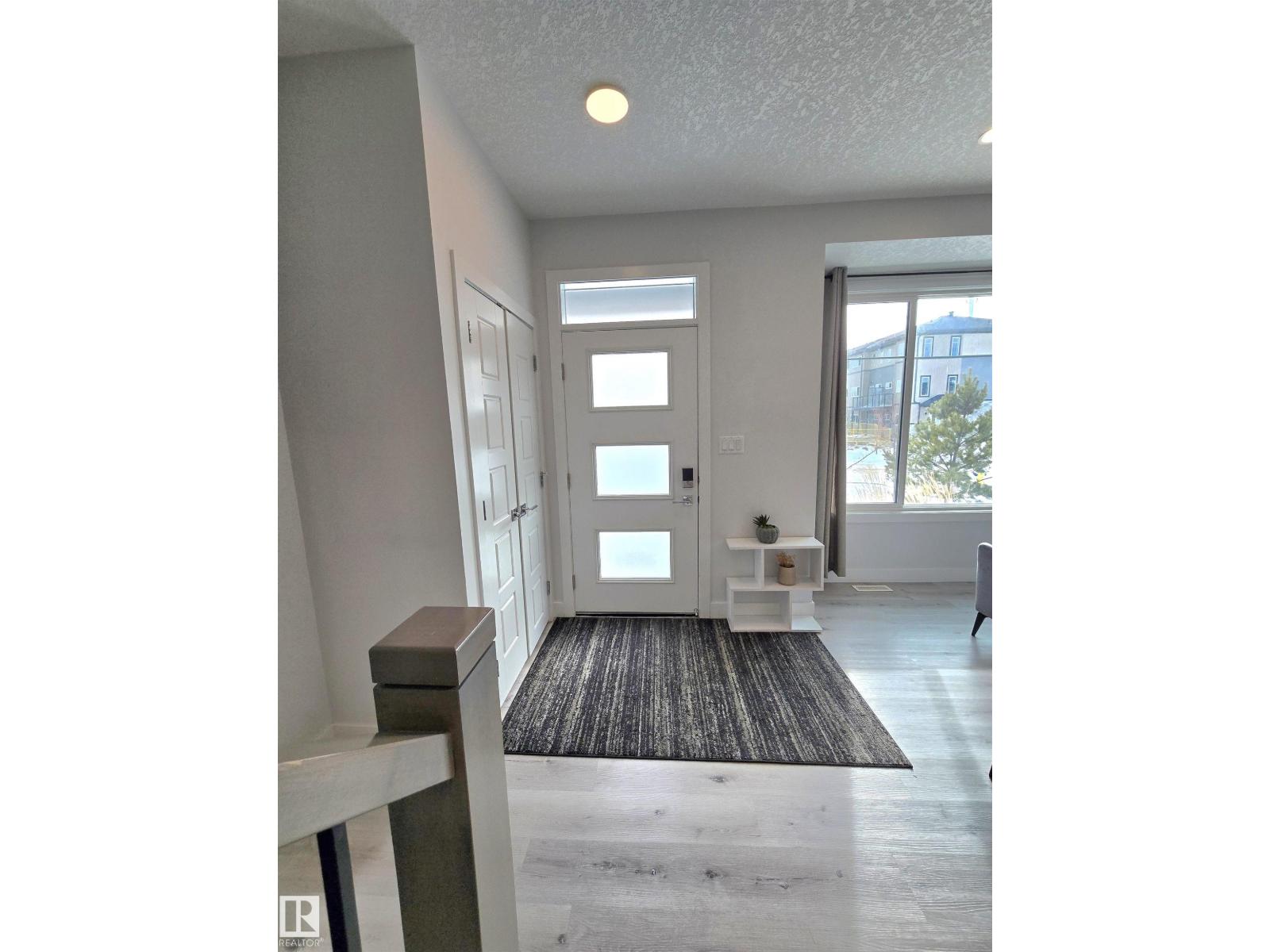 8040 Kiriak Li Sw, Edmonton, Alberta  T6W 4V2 - Photo 3 - E4474843