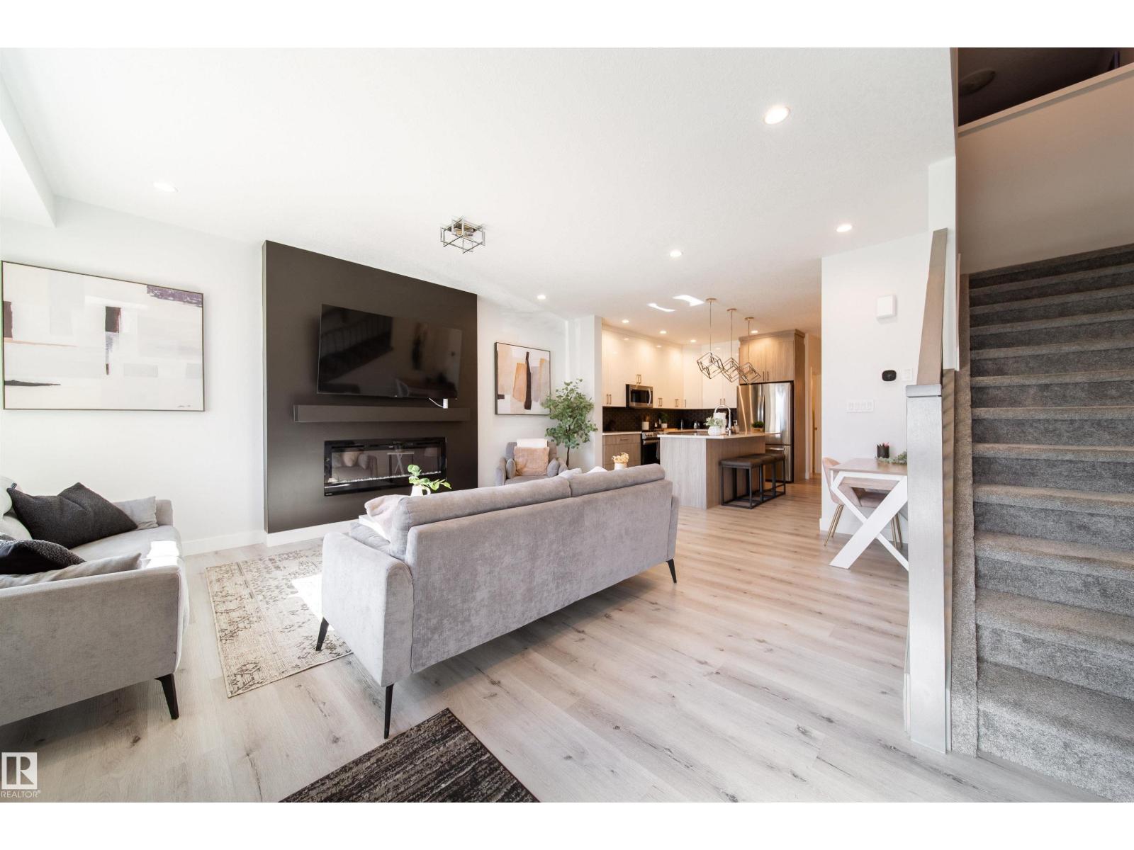 8040 Kiriak Li Sw, Edmonton, Alberta  T6W 4V2 - Photo 4 - E4474843