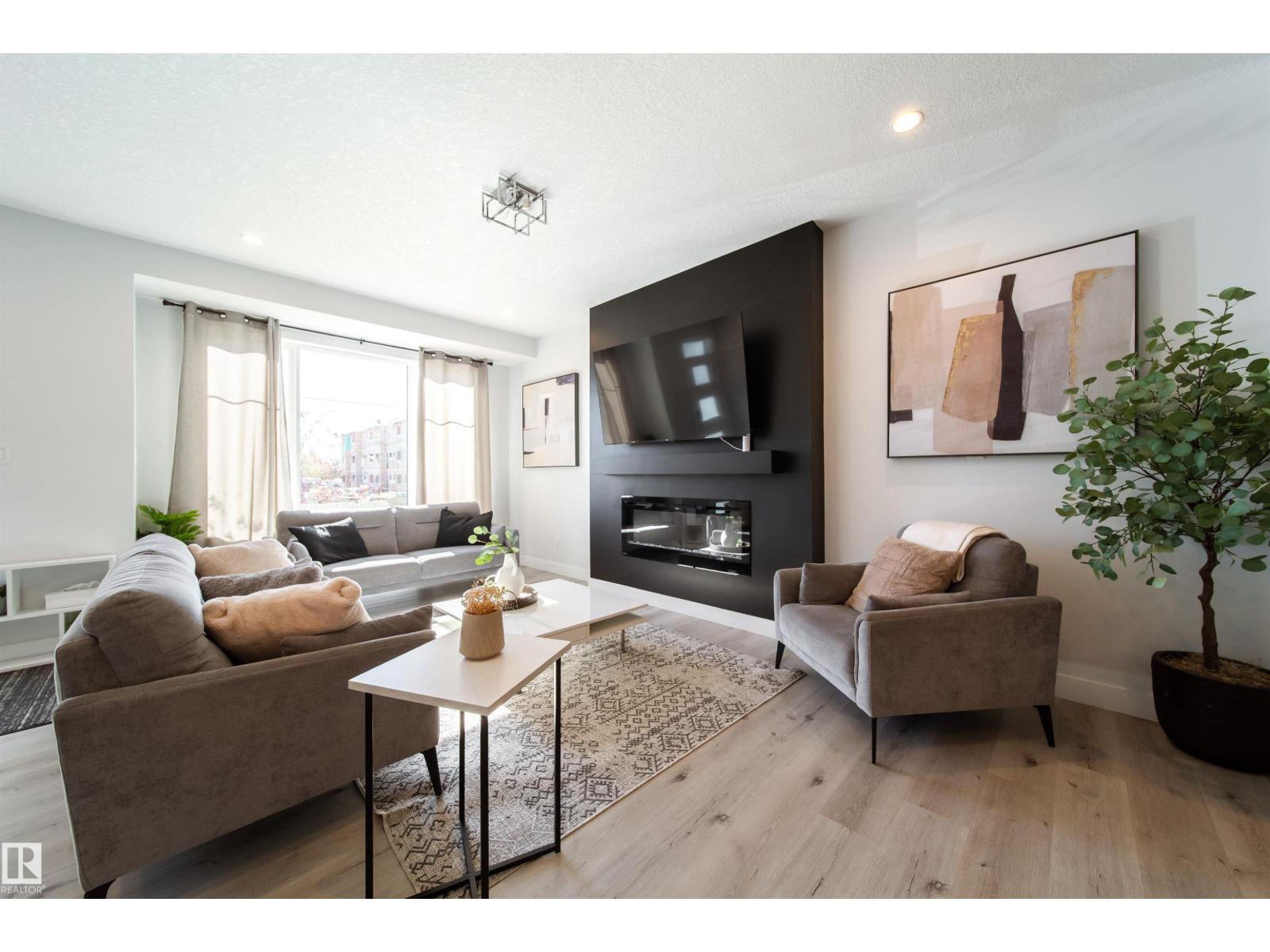 8040 Kiriak Li Sw, Edmonton, Alberta  T6W 4V2 - Photo 7 - E4474843