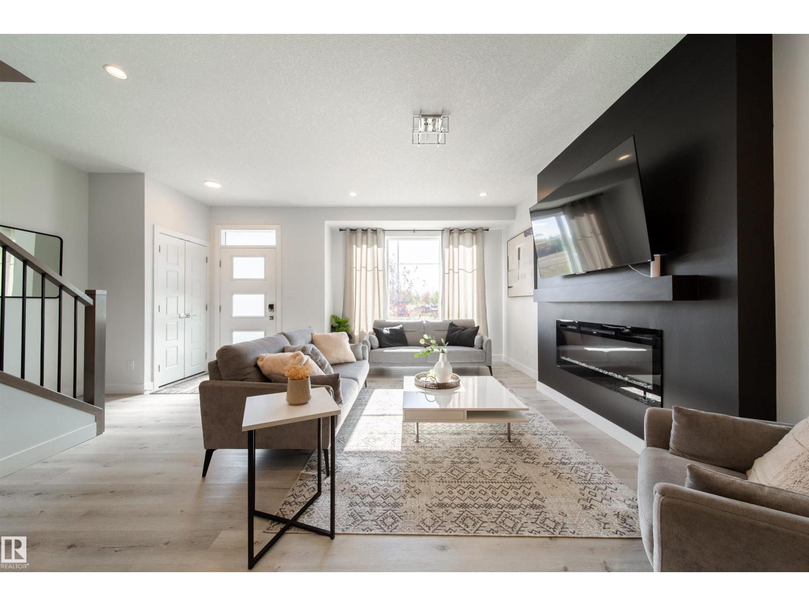 8040 Kiriak Li Sw, Edmonton, Alberta  T6W 4V2 - Photo 8 - E4474843