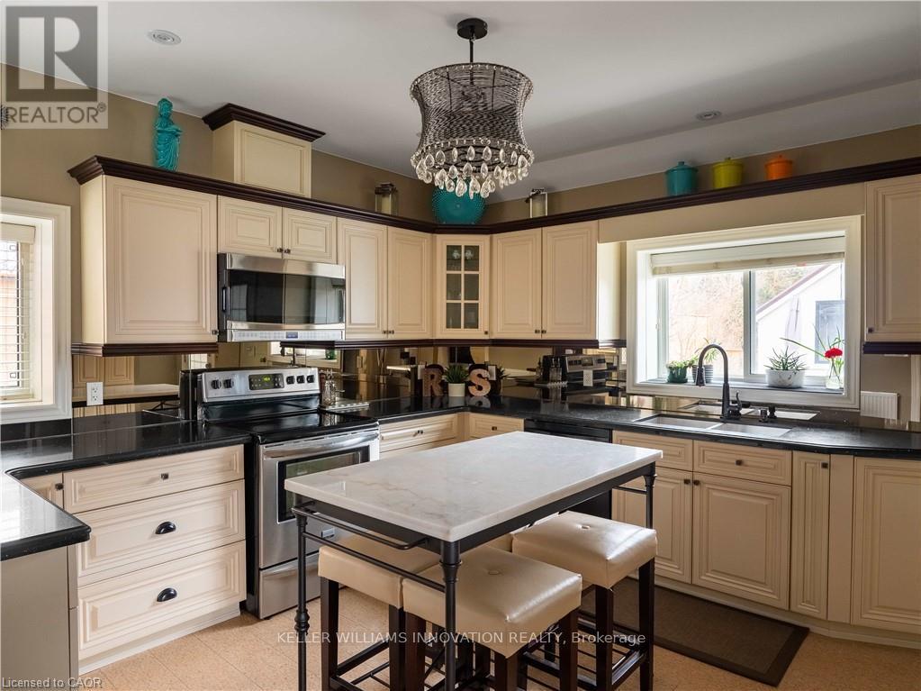 Main Floor - 193 Vine Street, St. Catharines, Ontario  L2M 4S7 - Photo 13 - X12821014