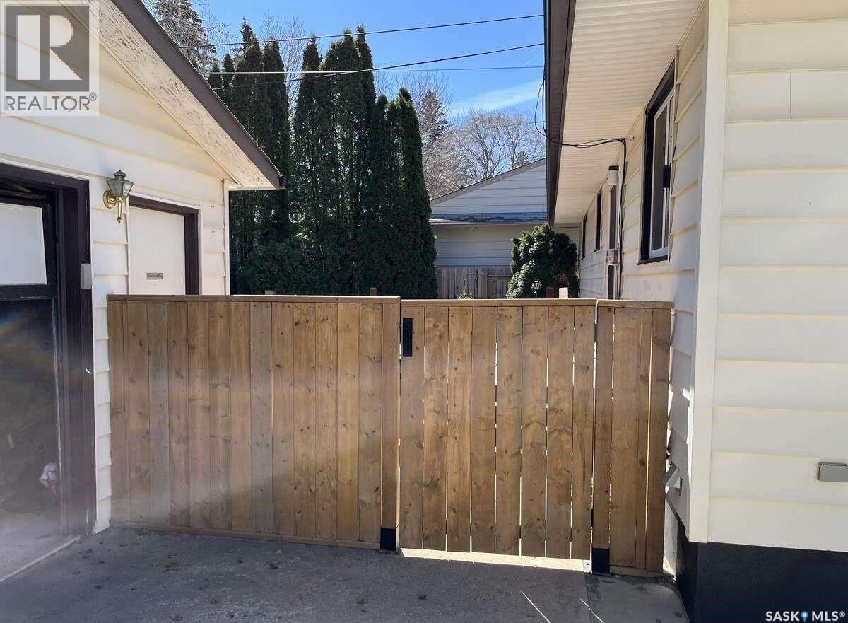 2513 Cairns Avenue, Saskatoon, Saskatchewan  S7J 1V4 - Photo 34 - SK029195