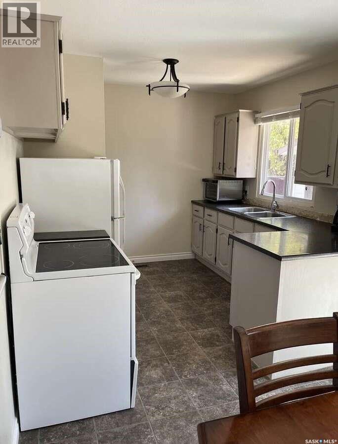 2513 Cairns Avenue, Saskatoon, Saskatchewan  S7J 1V4 - Photo 5 - SK029195