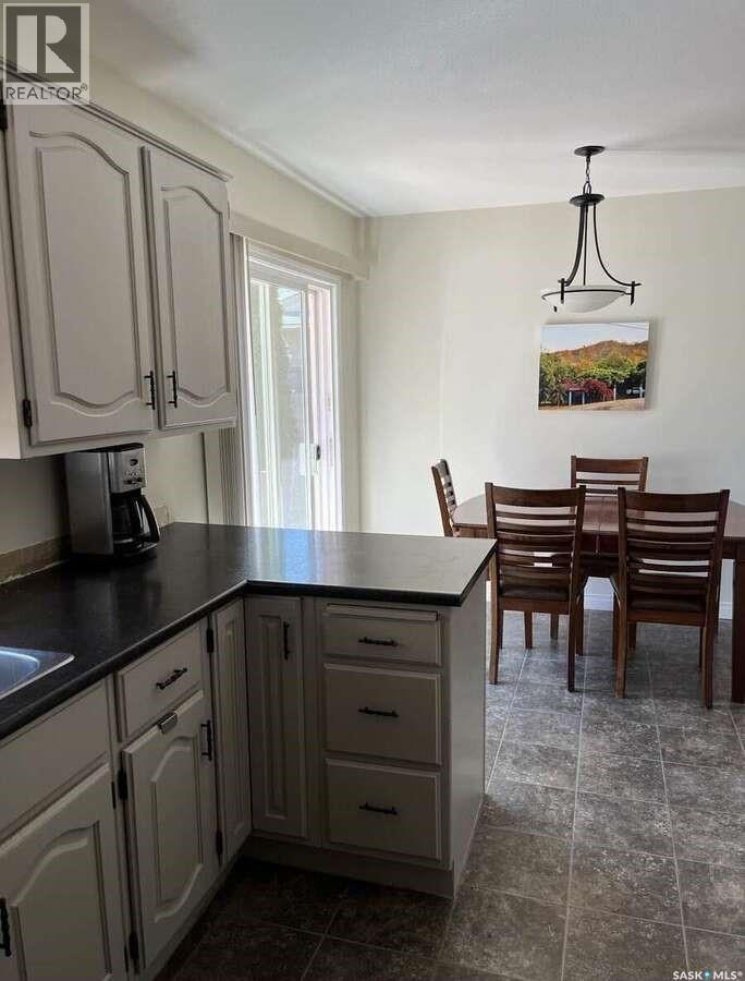 2513 Cairns Avenue, Saskatoon, Saskatchewan  S7J 1V4 - Photo 6 - SK029195