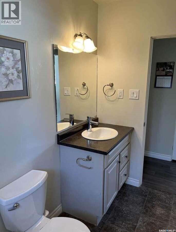 2513 Cairns Avenue, Saskatoon, Saskatchewan  S7J 1V4 - Photo 7 - SK029195